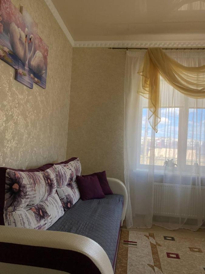 Apartments Koryatovichi Street Kamjanyi Potoki Kültér fotó